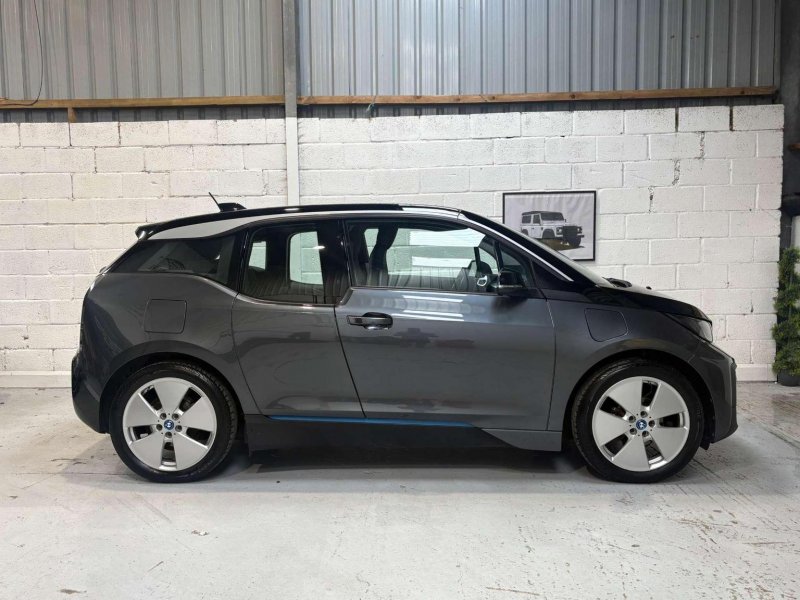 BMW I3